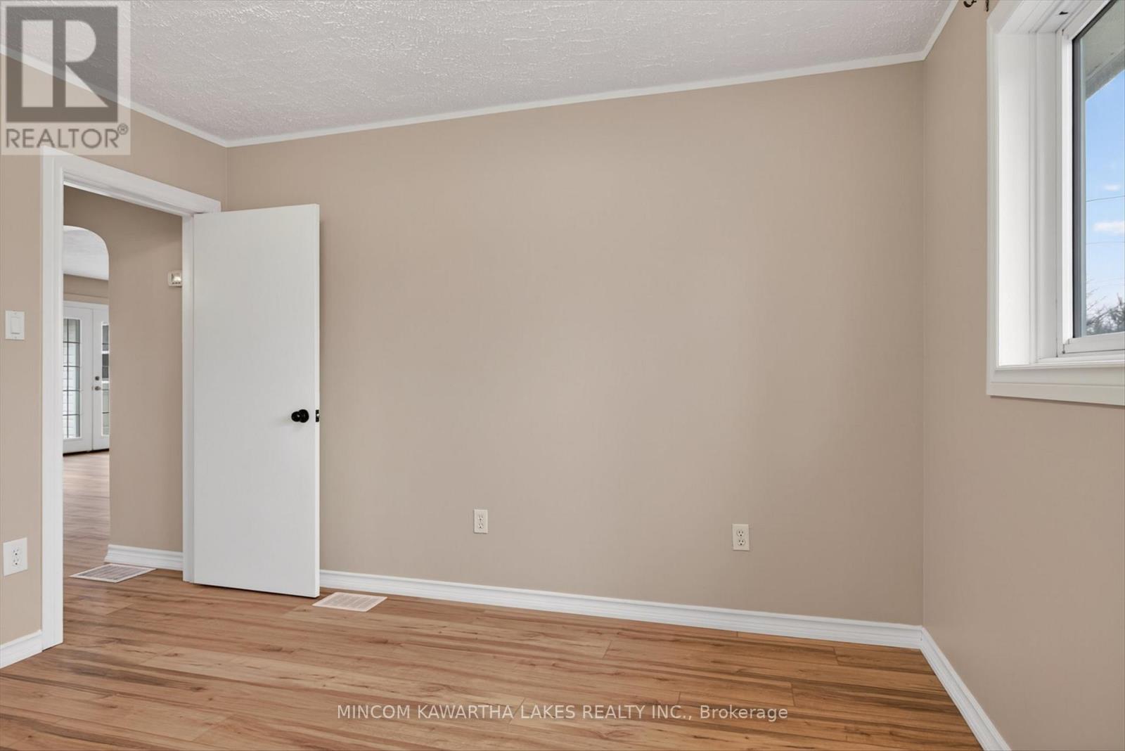 8 West Street N, Kawartha Lakes, Ontario  K0M 1N0 - Photo 22 - X13007832