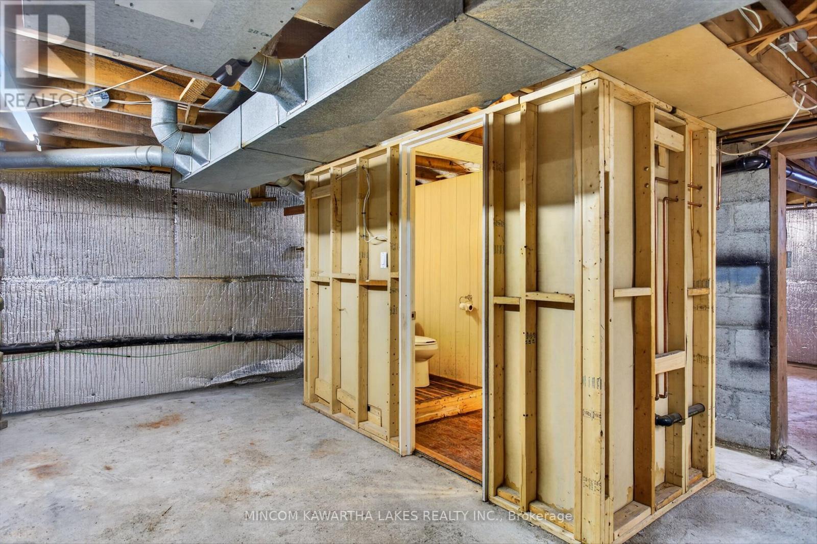 8 West Street N, Kawartha Lakes, Ontario  K0M 1N0 - Photo 27 - X13007832