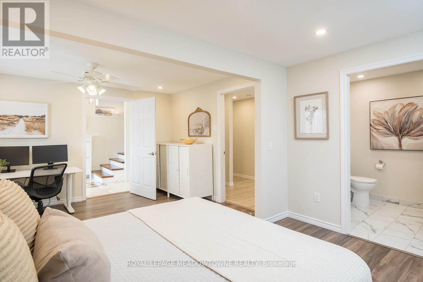 536 Nelson Court, Milton, Ontario  L9T 3A6 - Photo 3 - W13031292