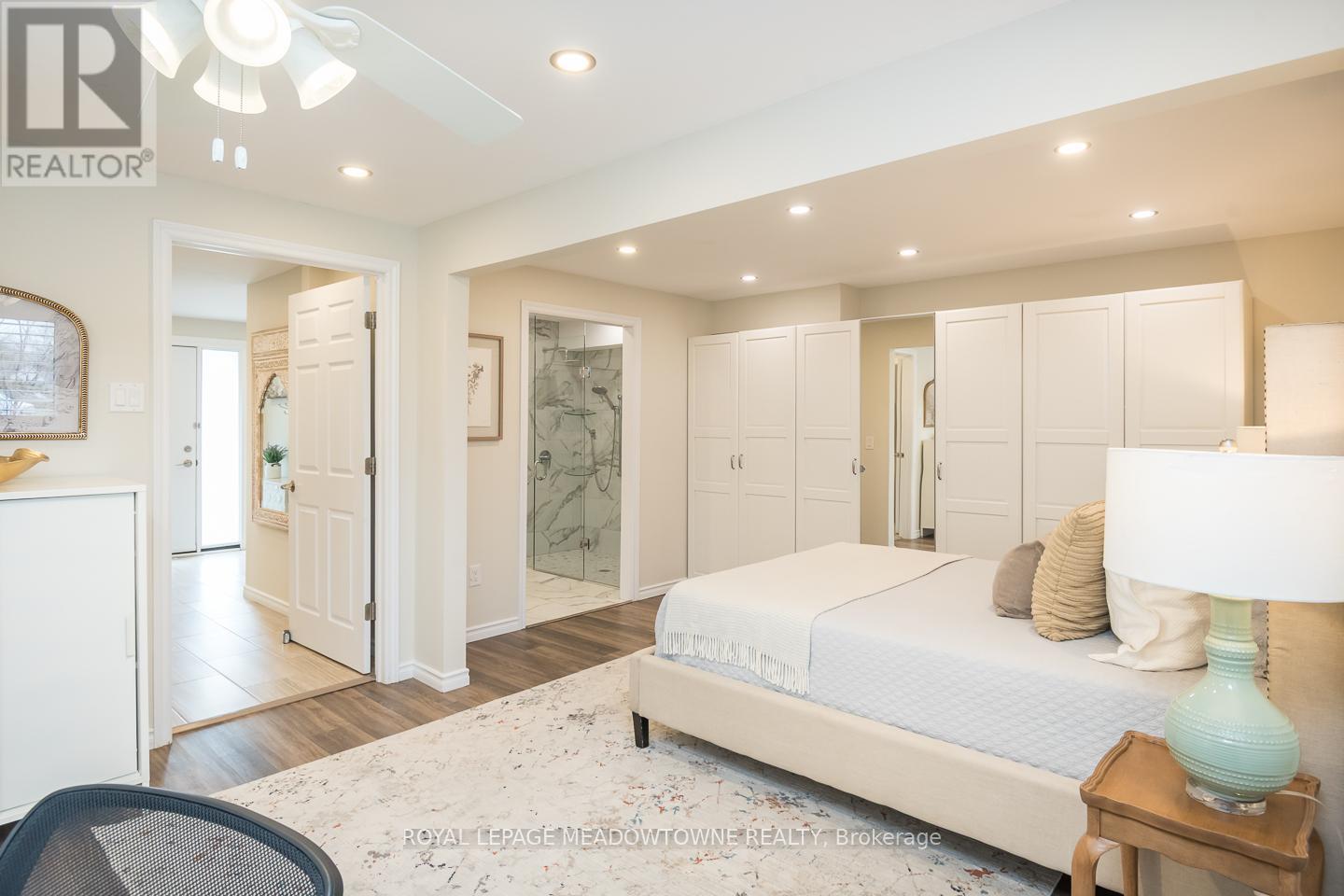 536 Nelson Court, Milton, Ontario  L9T 3A6 - Photo 4 - W13031292