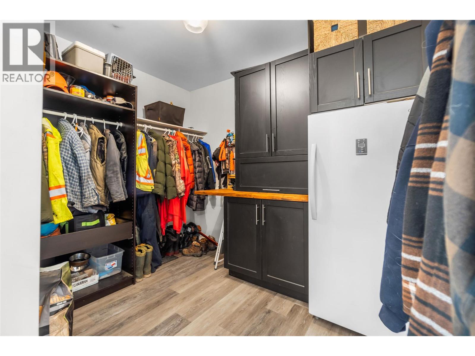 392 Columbia Gardens Road, Trail, British Columbia  V1R 4W6 - Photo 11 - 10384477