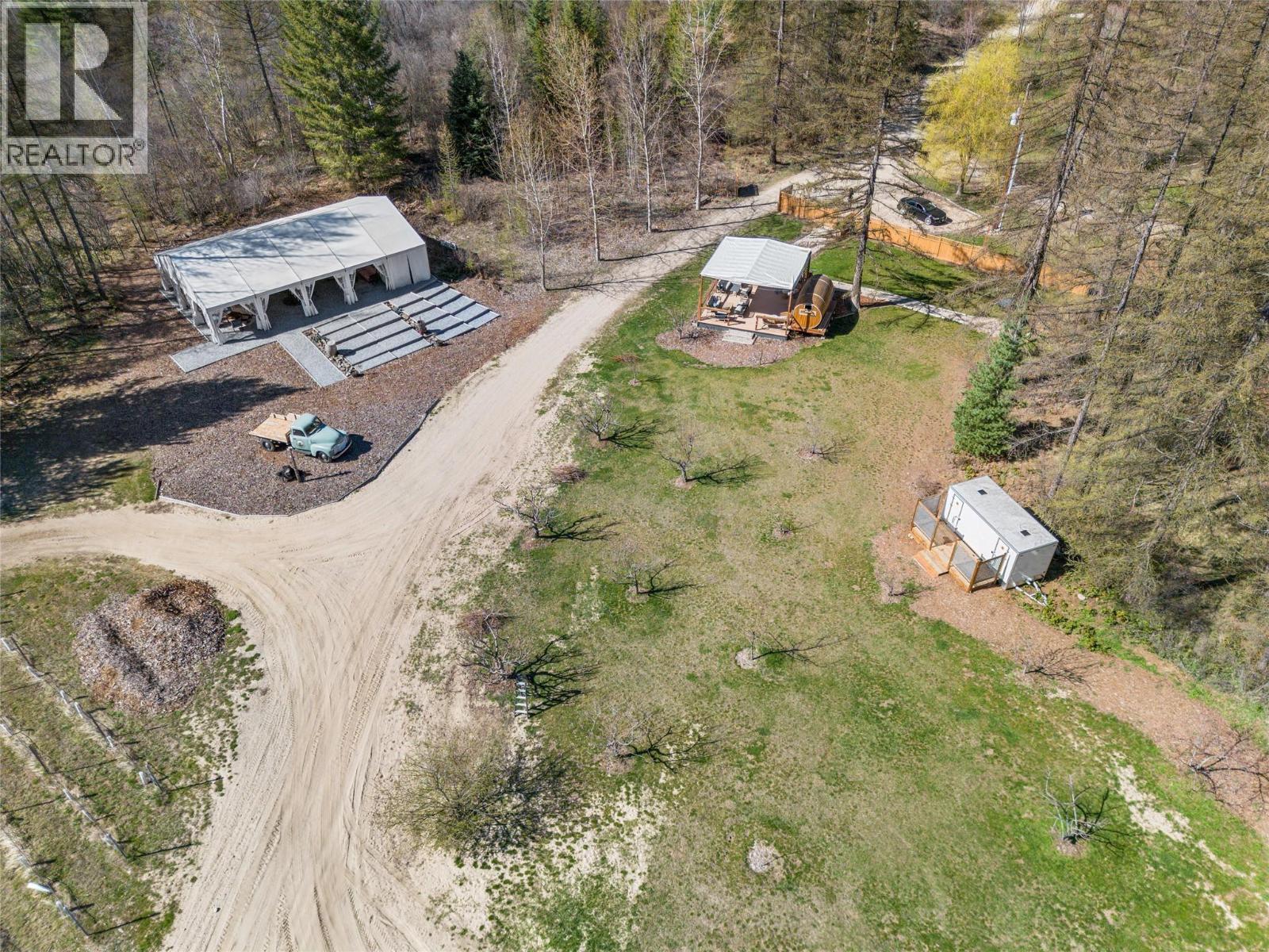 392 Columbia Gardens Road, Trail, British Columbia  V1R 4W6 - Photo 24 - 10384477