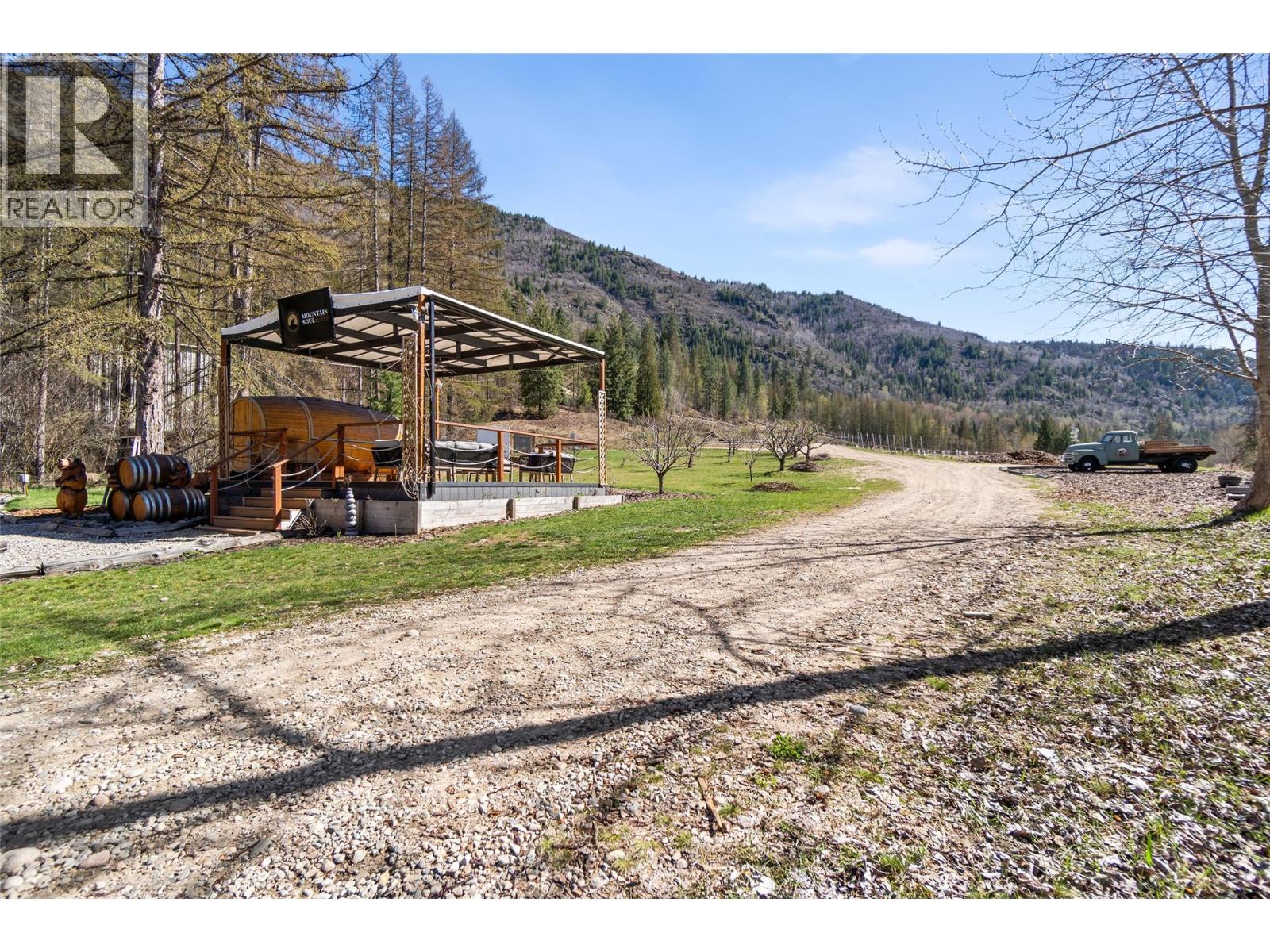 392 Columbia Gardens Road, Trail, British Columbia  V1R 4W6 - Photo 25 - 10384477