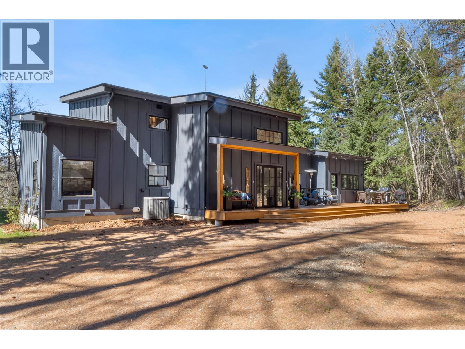 392 Columbia Gardens Road, Trail, British Columbia  V1R 4W6 - Photo 29 - 10384477