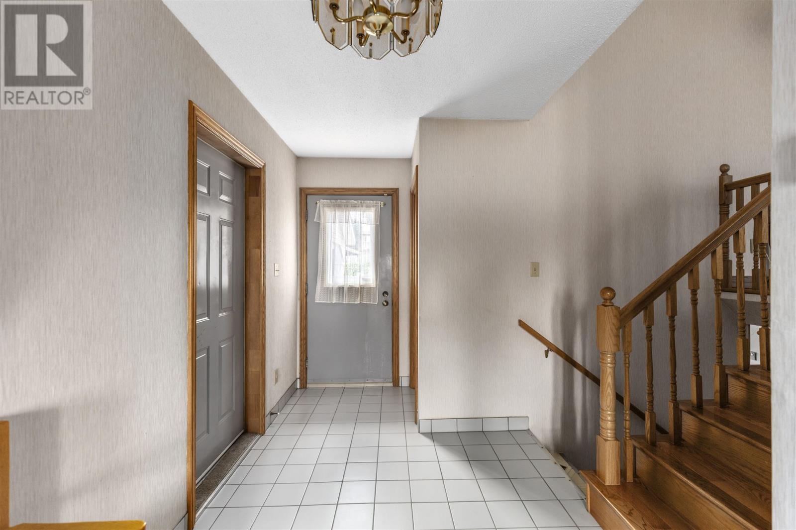 195 Bitonti Cres, Sault Ste. Marie, Ontario  P6C 6B6 - Photo 14 - SM260750