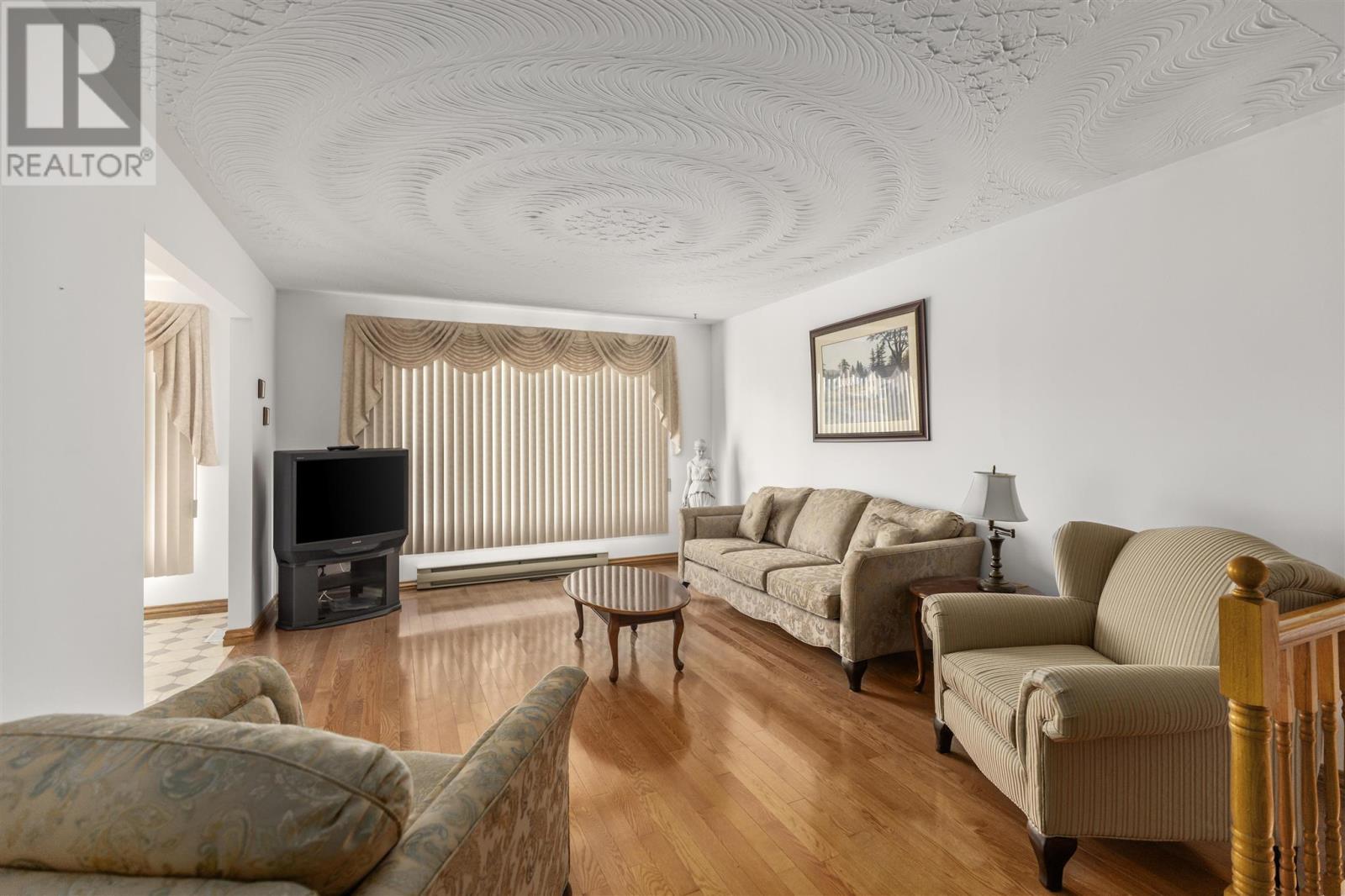 195 Bitonti Cres, Sault Ste. Marie, Ontario  P6C 6B6 - Photo 16 - SM260750