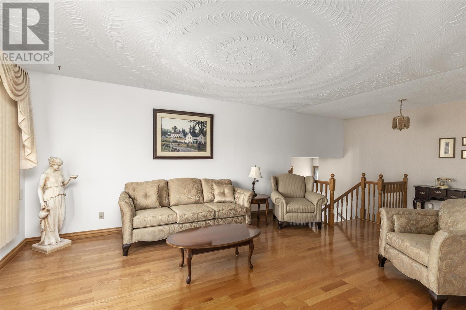 195 Bitonti Cres, Sault Ste. Marie, Ontario  P6C 6B6 - Photo 18 - SM260750