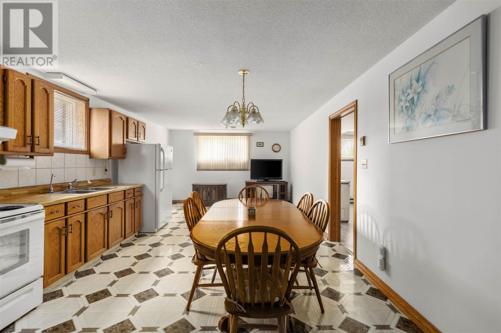 195 Bitonti Cres, Sault Ste. Marie, Ontario  P6C 6B6 - Photo 35 - SM260750