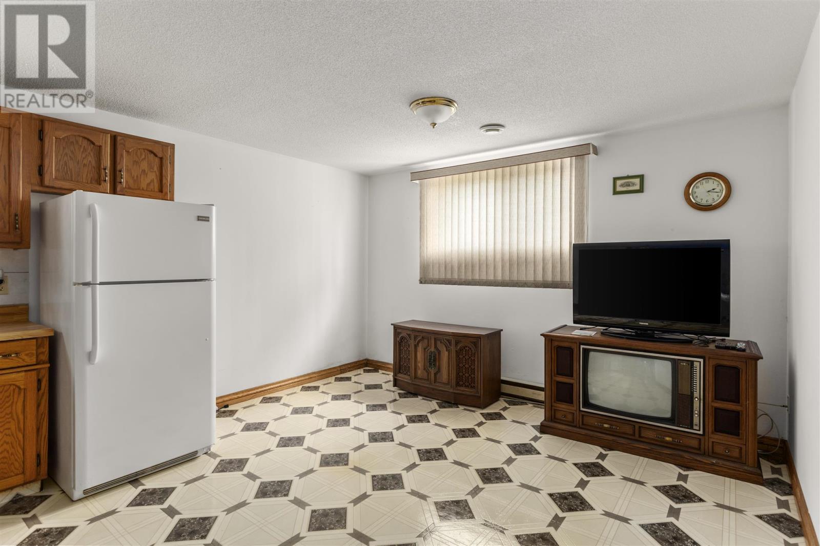 195 Bitonti Cres, Sault Ste. Marie, Ontario  P6C 6B6 - Photo 38 - SM260750