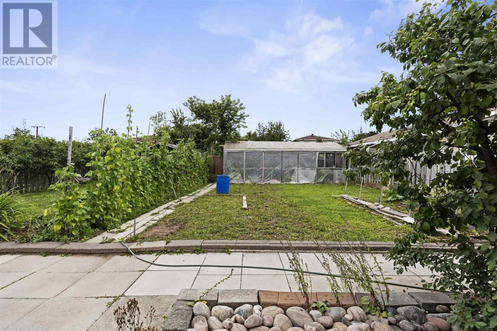 195 Bitonti Cres, Sault Ste. Marie, Ontario  P6C 6B6 - Photo 9 - SM260750