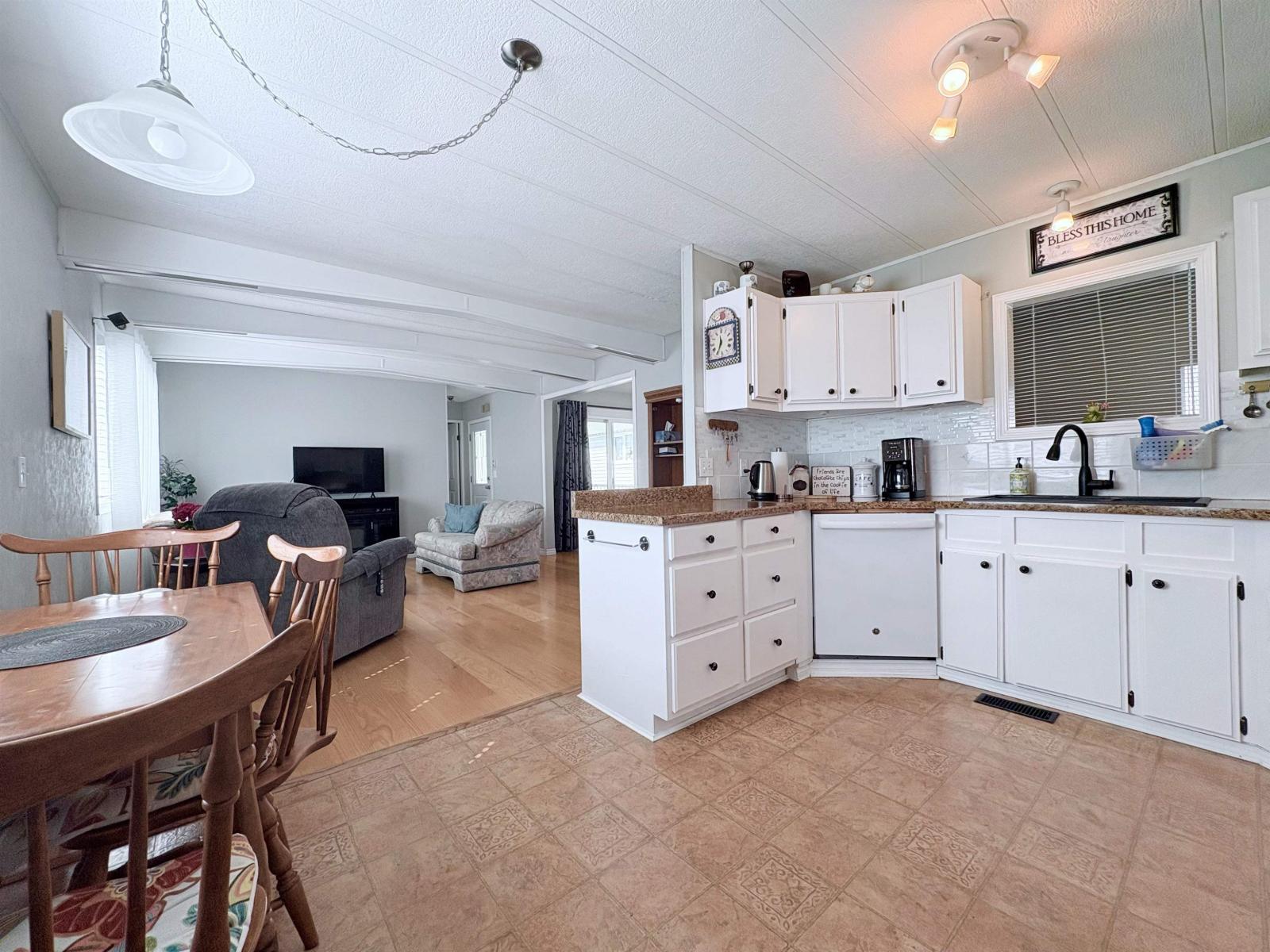 97 2315 198 Street, Langley, British Columbia  V2Z 1Z1 - Photo 15 - R3112215