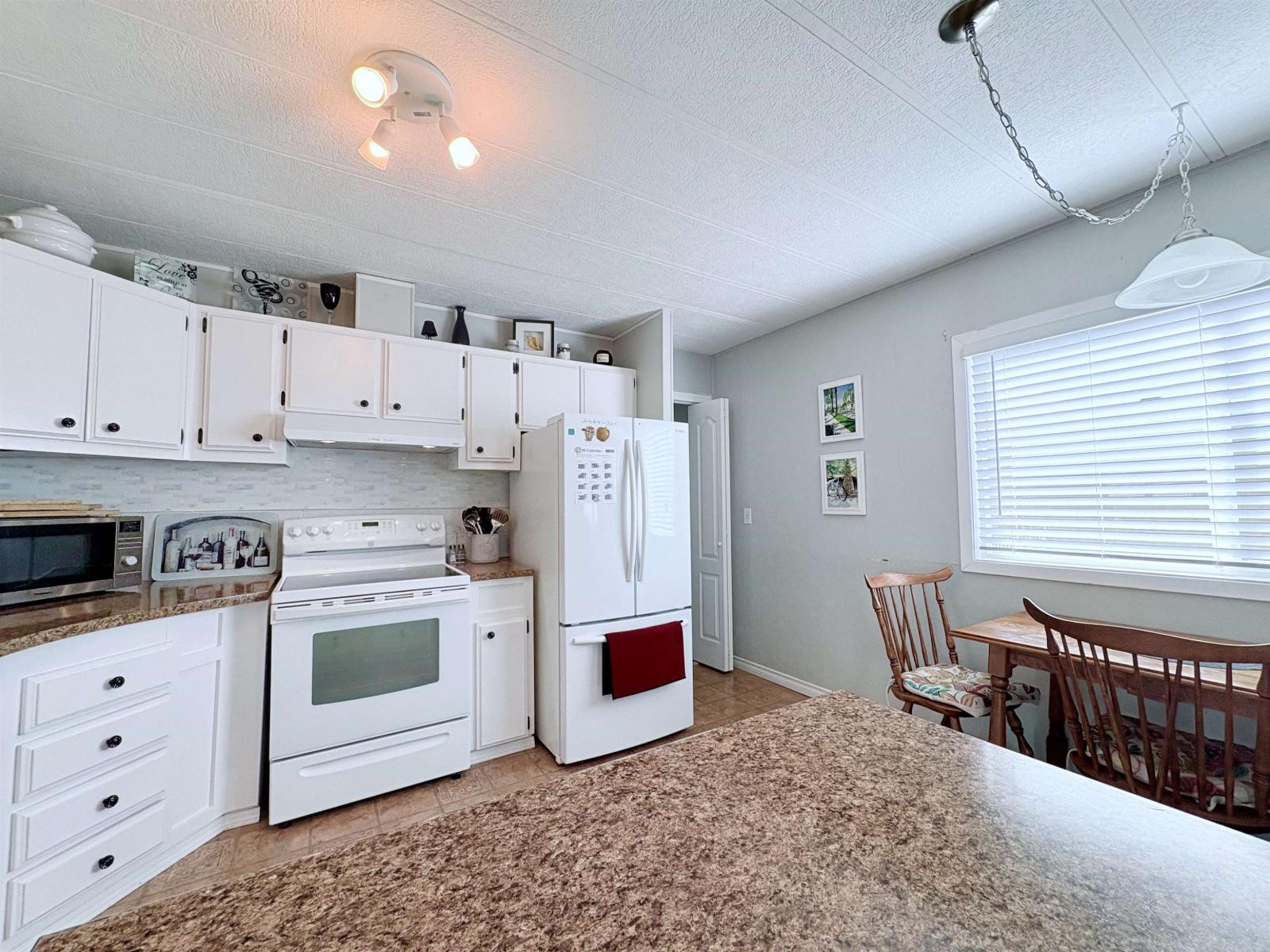 97 2315 198 Street, Langley, British Columbia  V2Z 1Z1 - Photo 14 - R3112215