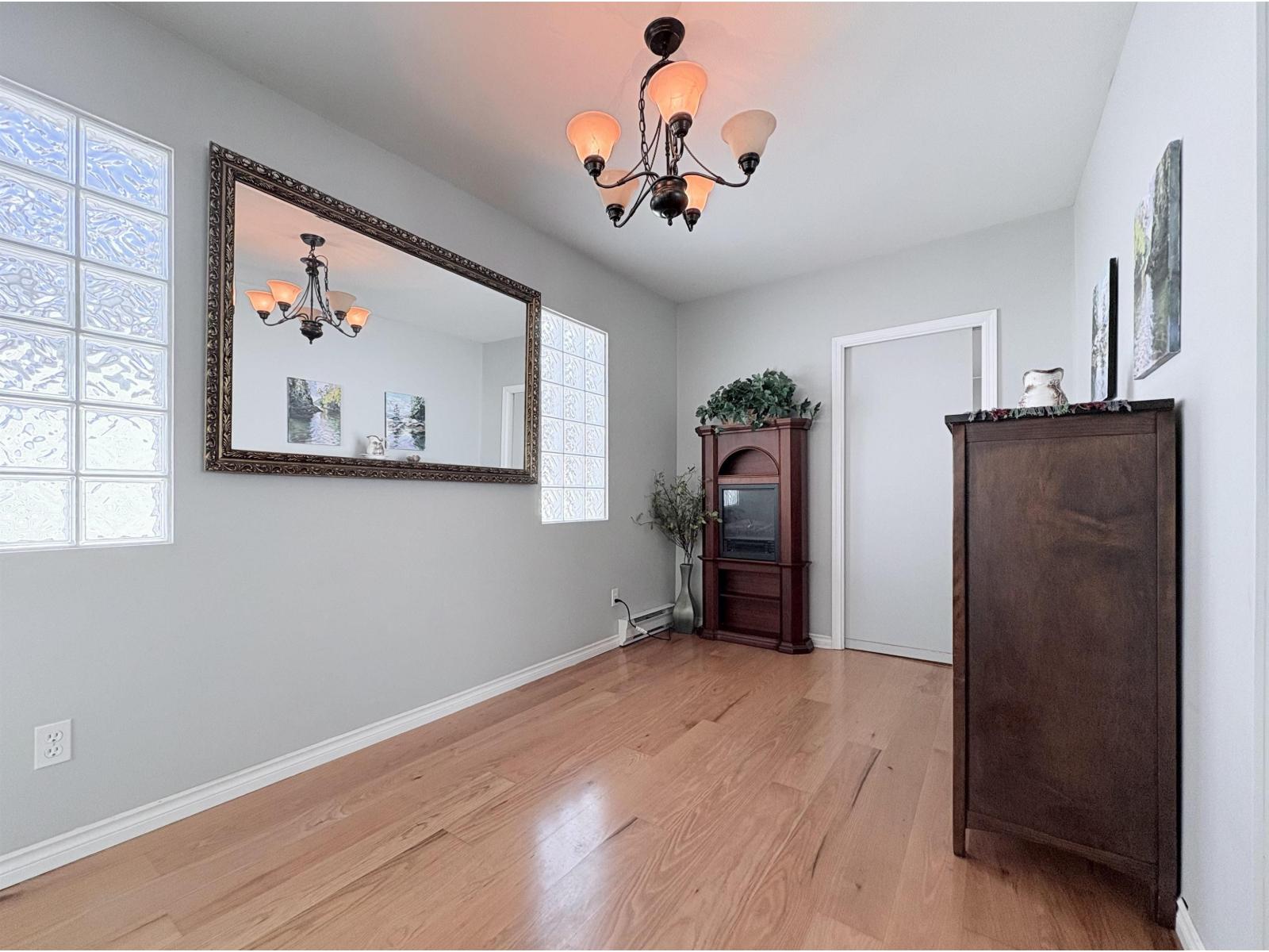 97 2315 198 Street, Langley, British Columbia  V2Z 1Z1 - Photo 6 - R3112215