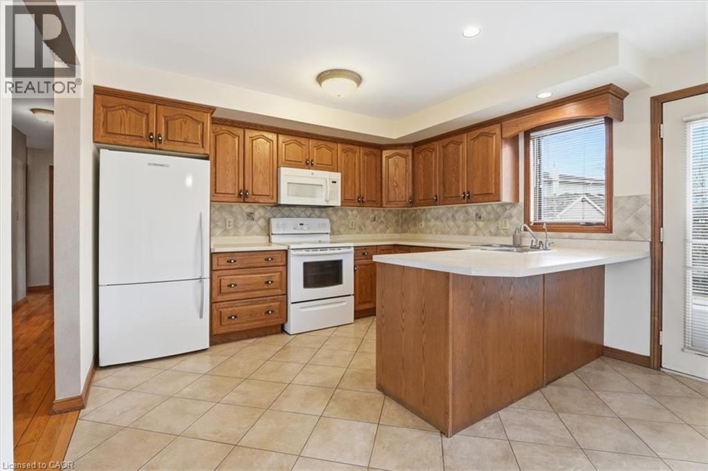 603 Bunting Road, St. Catharines, Ontario  L2M 2Z9 - Photo 4 - 40810342