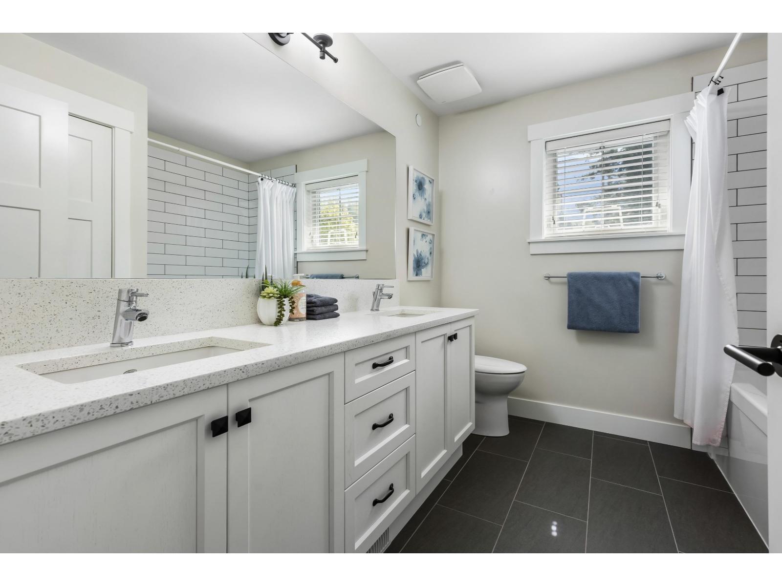 43306 Creekside Circle, Cultus Lake South, Lindell Beach, British Columbia  V2R 0Z4 - Photo 32 - R3114614