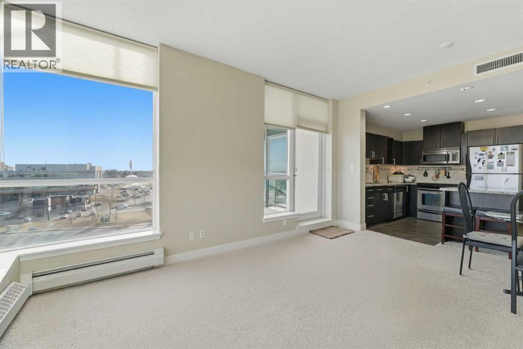 702, 77 Spruce Place SW, Calgary, Alberta  T3C 3X6 - Photo 4 - A2280888