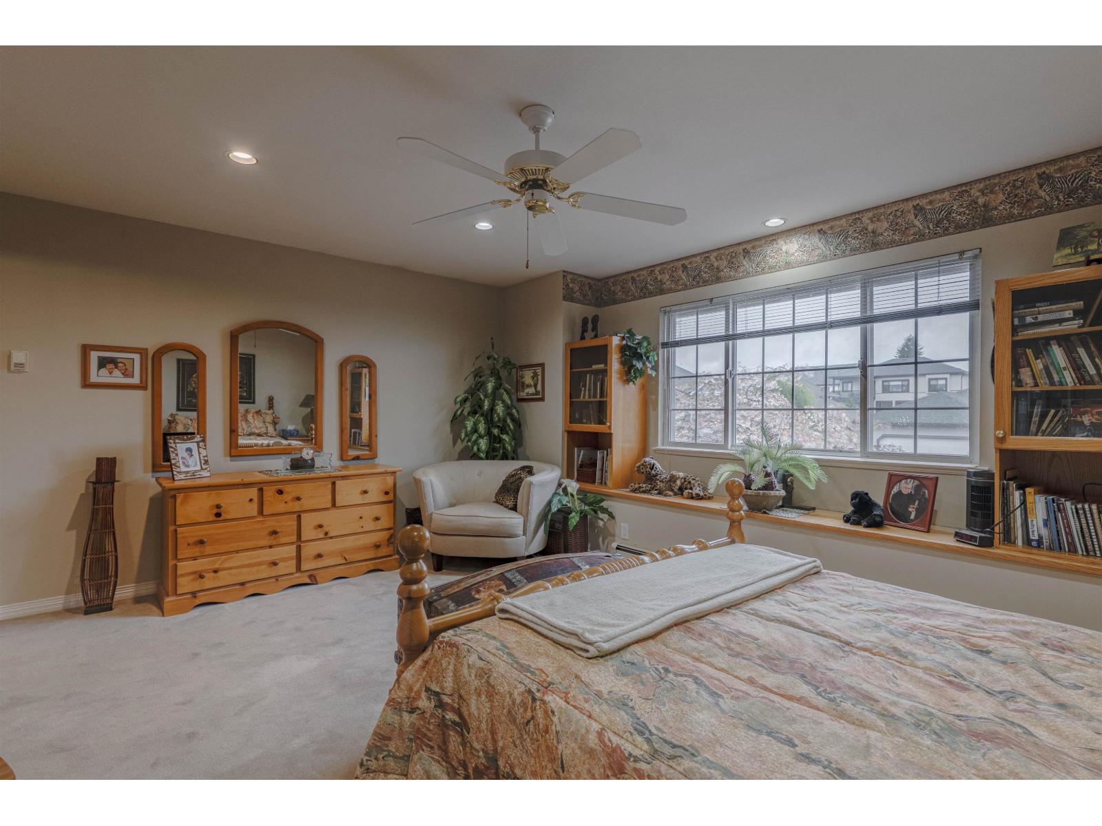 18638 56b Avenue, Surrey, British Columbia  V3S 7N2 - Photo 23 - R3114358