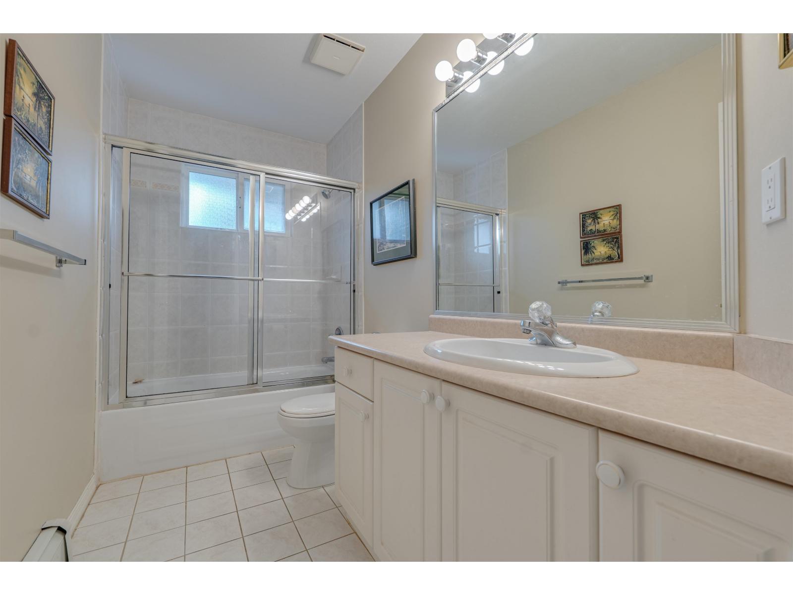 18638 56b Avenue, Surrey, British Columbia  V3S 7N2 - Photo 27 - R3114358