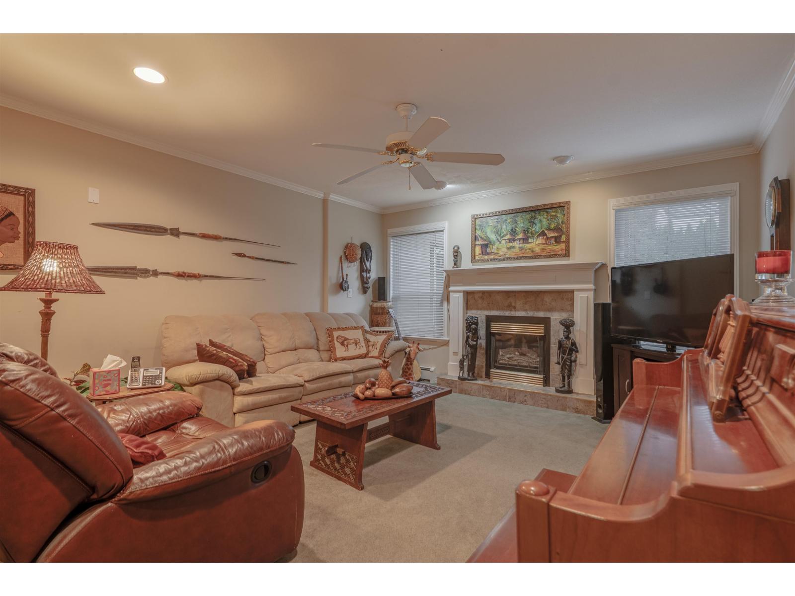 18638 56b Avenue, Surrey, British Columbia  V3S 7N2 - Photo 18 - R3114358