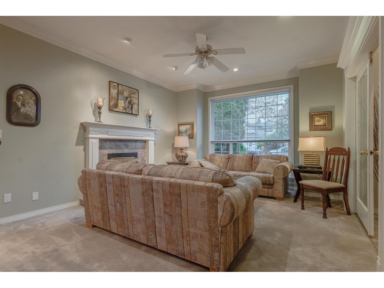 18638 56b Avenue, Surrey, British Columbia  V3S 7N2 - Photo 10 - R3114358