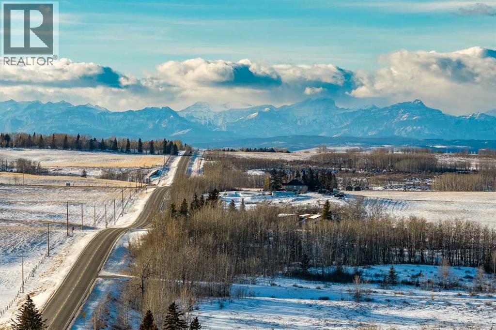 262076 Range Road 33, Rural Rocky View County, Alberta  T4C 0G6 - Photo 2 - A2298297