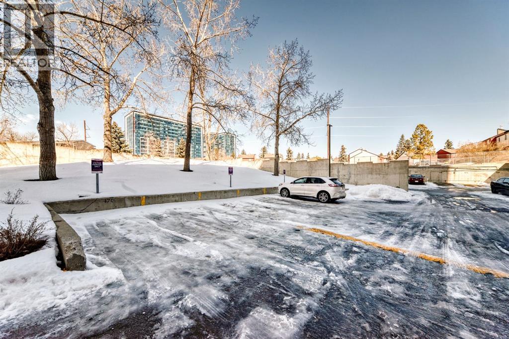 112, 4944 Dalton Drive NW, Calgary, Alberta  T3A 2E6 - Photo 38 - A2298333