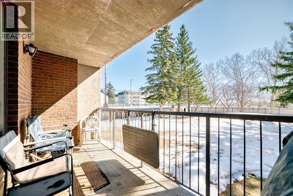 112, 4944 Dalton Drive NW, Calgary, Alberta  T3A 2E6 - Photo 6 - A2298333