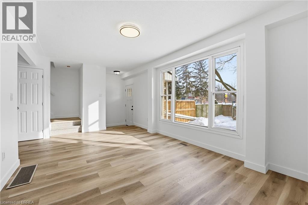 35 Oakhill Drive Unit# 20c, Brantford, Ontario  N3T 1R1 - Photo 12 - 40822693