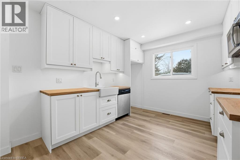 35 Oakhill Drive Unit# 20c, Brantford, Ontario  N3T 1R1 - Photo 13 - 40822693