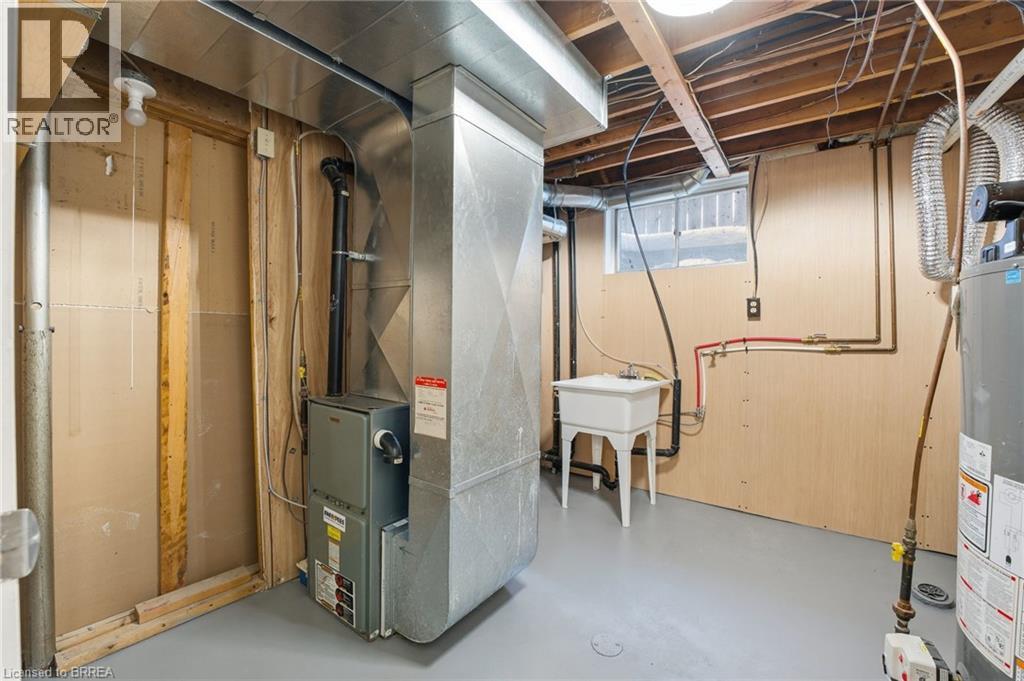 35 Oakhill Drive Unit# 20c, Brantford, Ontario  N3T 1R1 - Photo 27 - 40822693