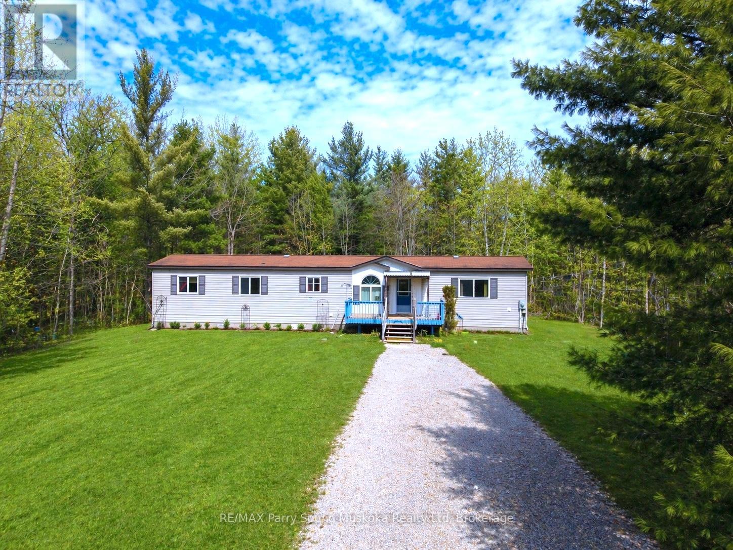 3 Little's Lane, Carling, Ontario  P0G 1G0 - Photo 11 - X12859444