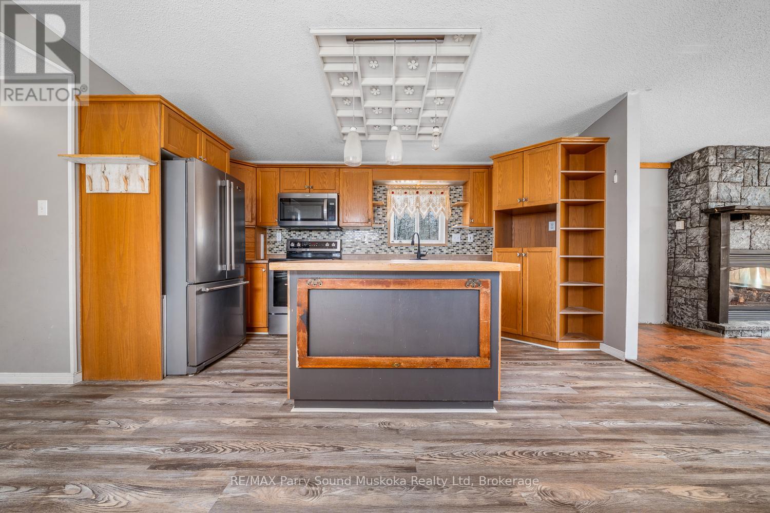 3 Little's Lane, Carling, Ontario  P0G 1G0 - Photo 15 - X12859444