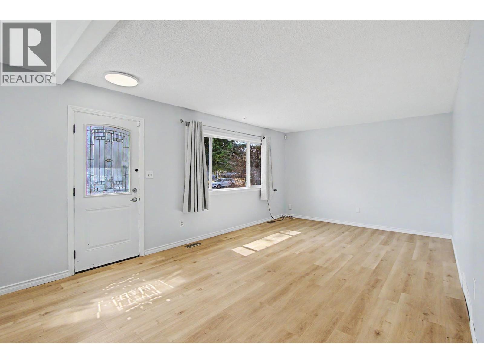 6816 Fairmont Crescent, Prince George, British Columbia  V2N 2P5 - Photo 6 - R3114729