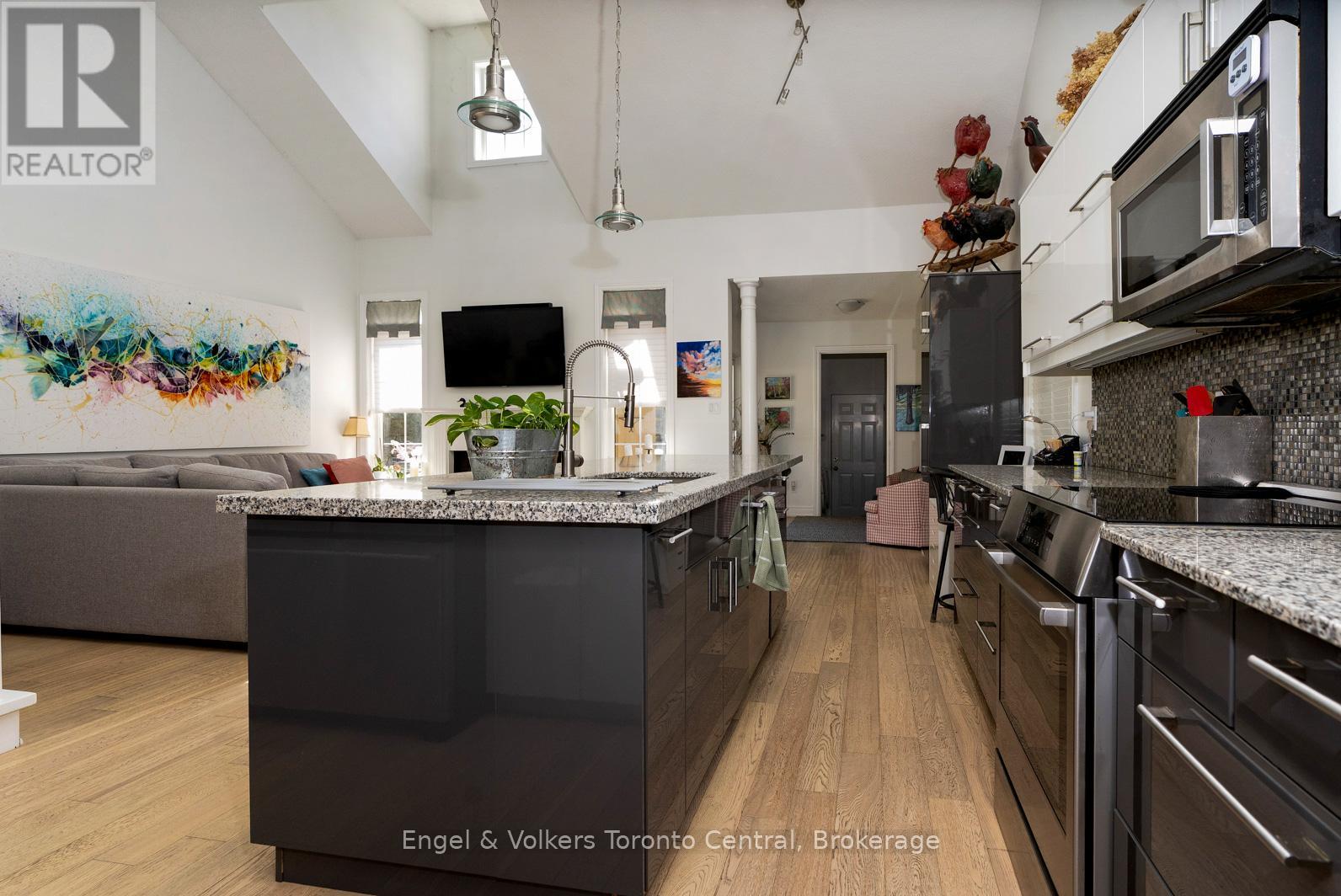 33 Callary Crescent, Collingwood, Ontario  L9Y 4X9 - Photo 17 - S13032100