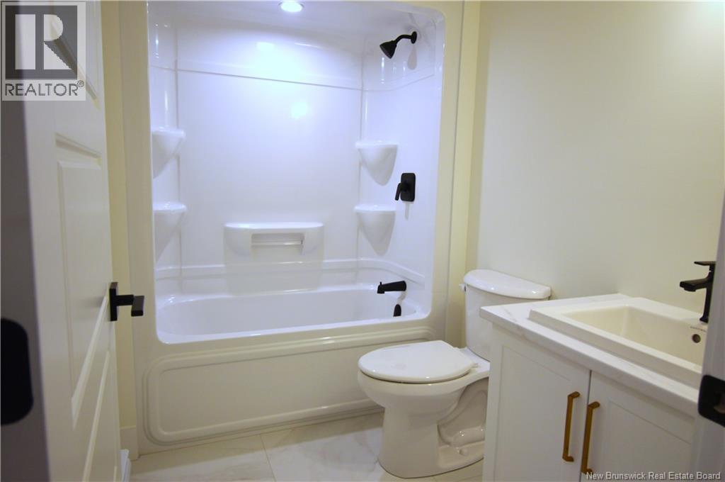 57 Robert, Shediac, New Brunswick  E4P 0R2 - Photo 14 - NB129904