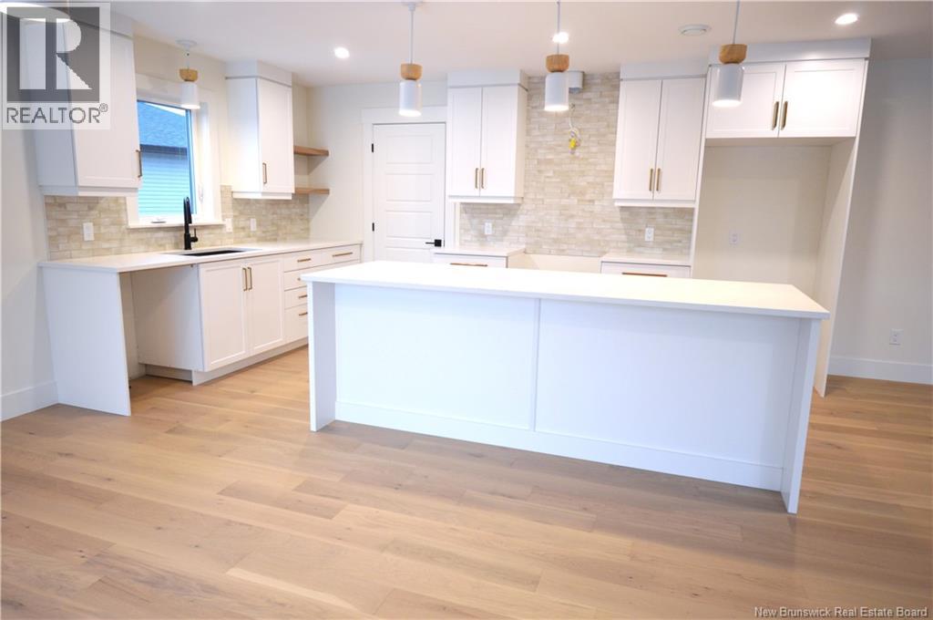 57 Robert, Shediac, New Brunswick  E4P 0R2 - Photo 5 - NB129904