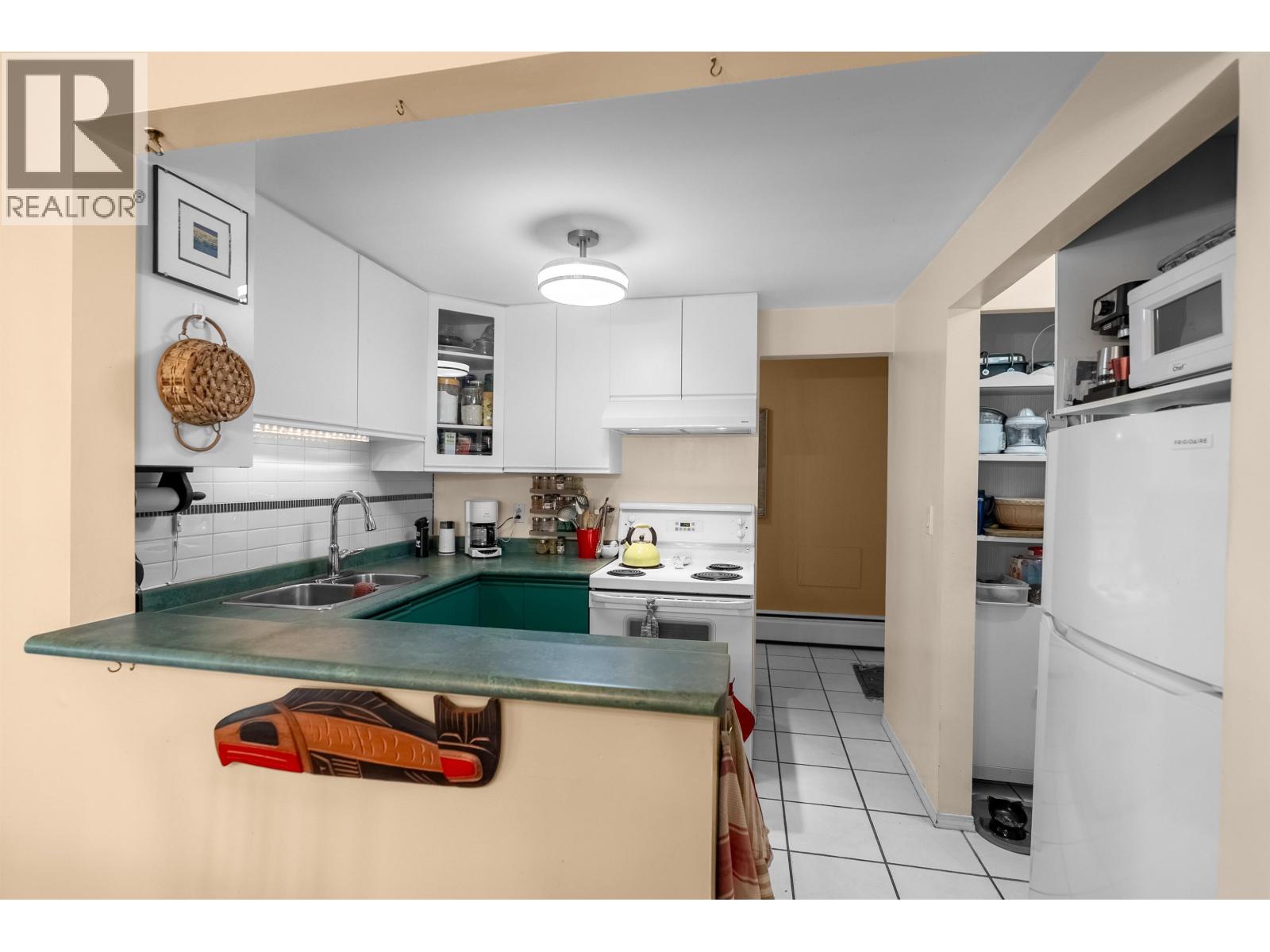 844 Westview Drive, North Vancouver, British Columbia  V7N 3X8 - Photo 12 - R3114668