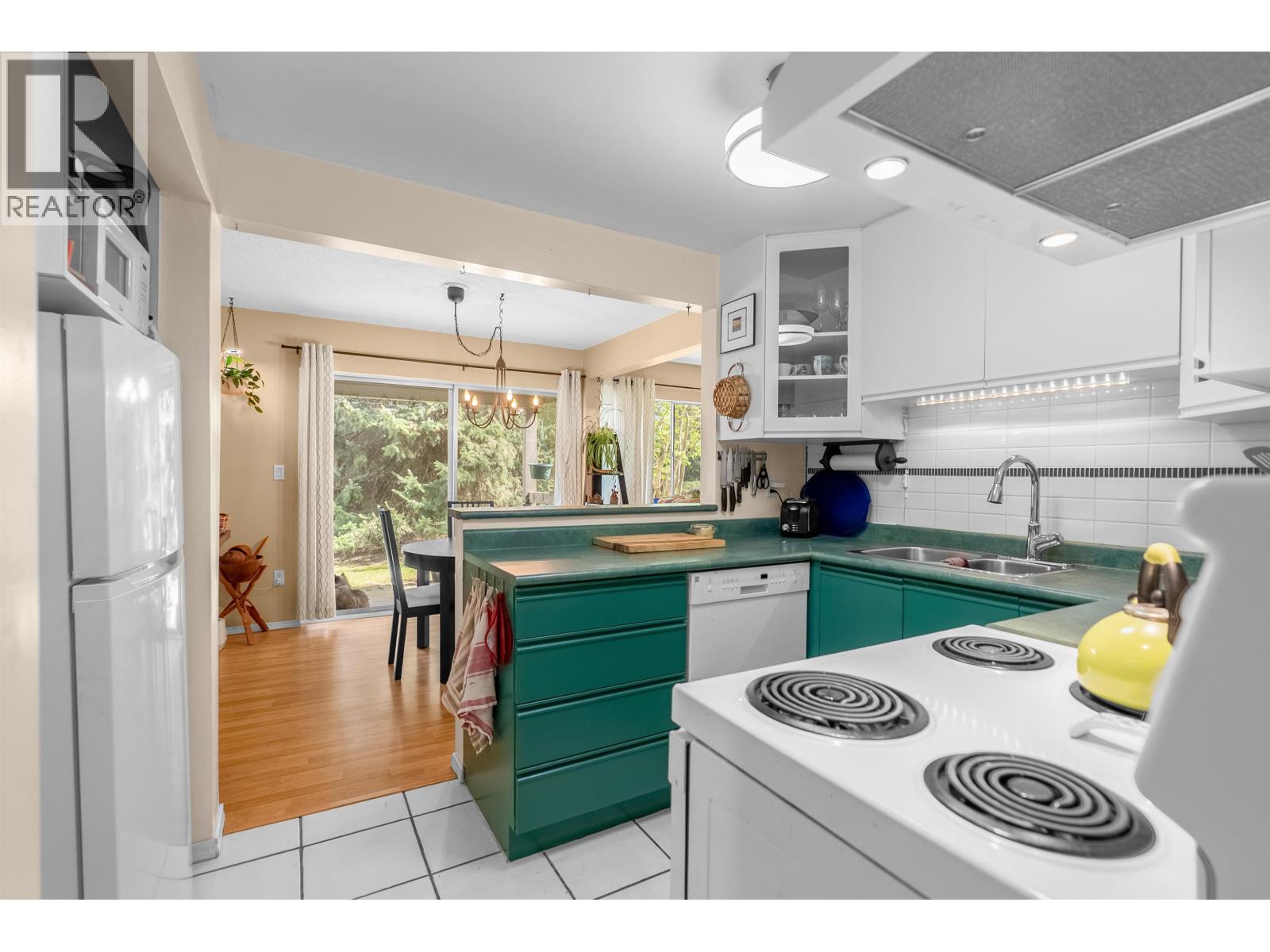 844 Westview Drive, North Vancouver, British Columbia  V7N 3X8 - Photo 13 - R3114668