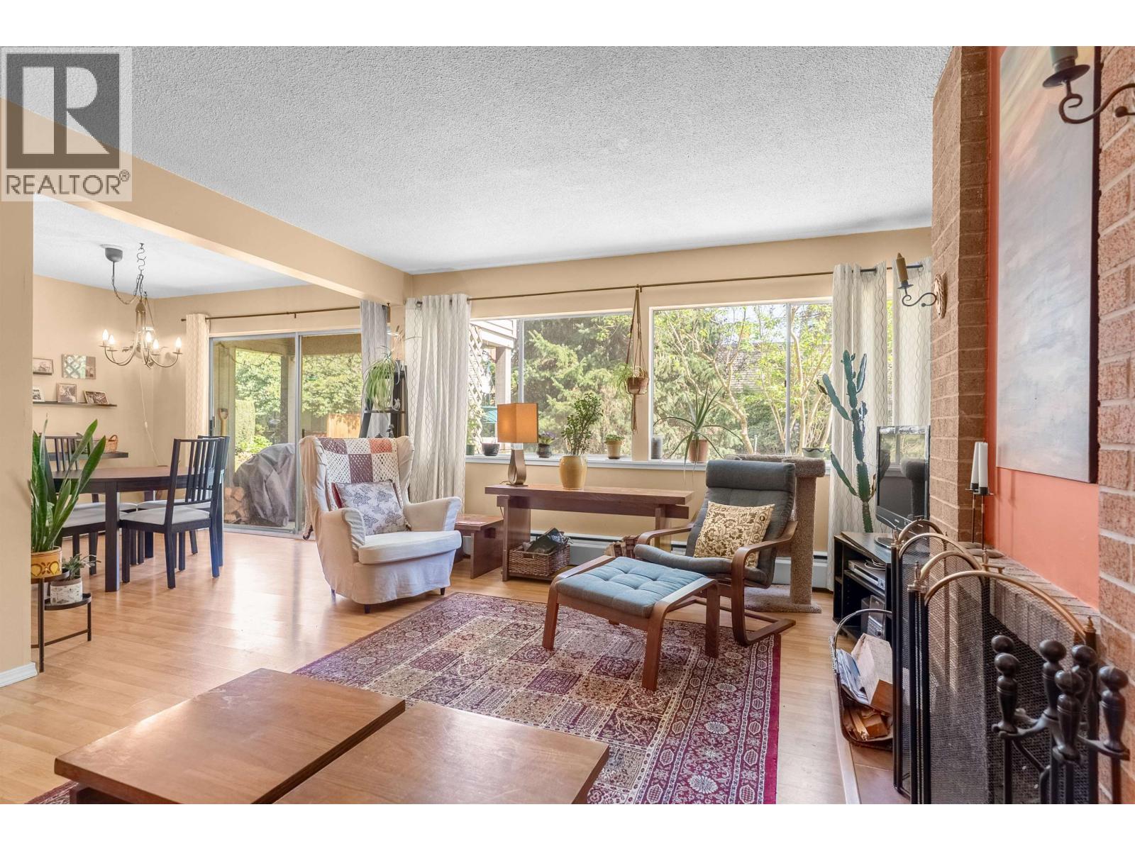 844 Westview Drive, North Vancouver, British Columbia  V7N 3X8 - Photo 4 - R3114668