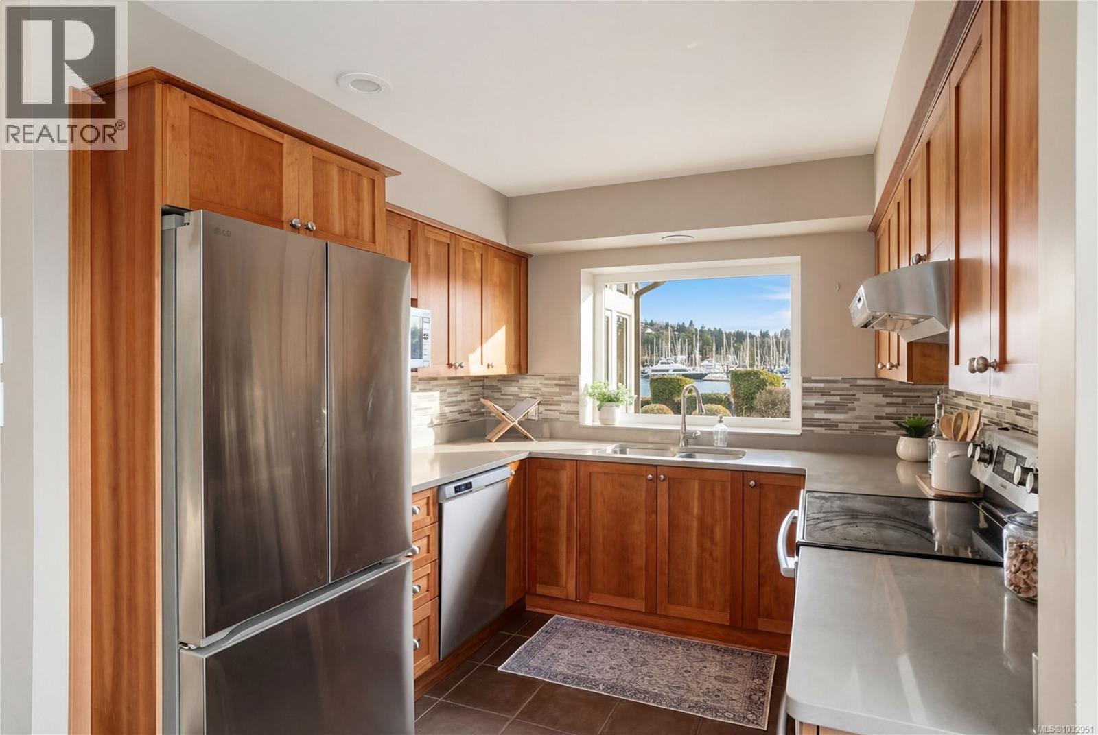 10680 Blue Heron Rd, North Saanich, British Columbia  V8L 5S6 - Photo 15 - 1032951