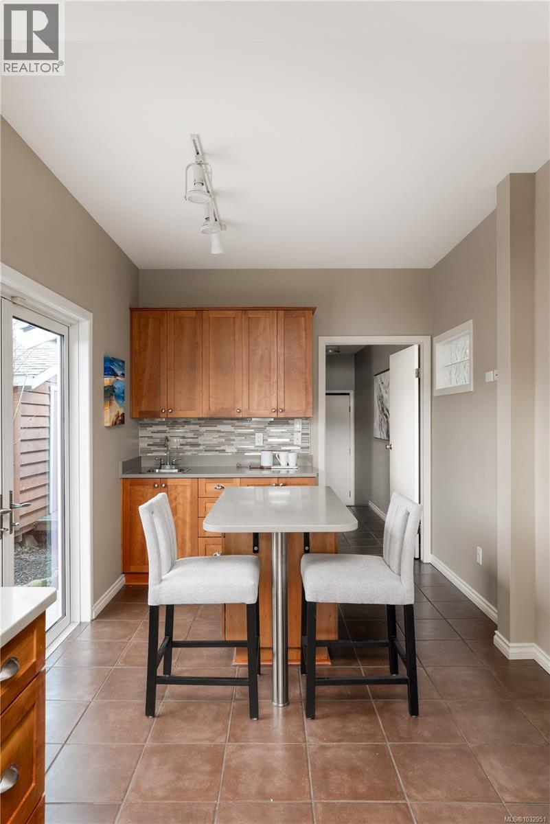 10680 Blue Heron Rd, North Saanich, British Columbia  V8L 5S6 - Photo 18 - 1032951