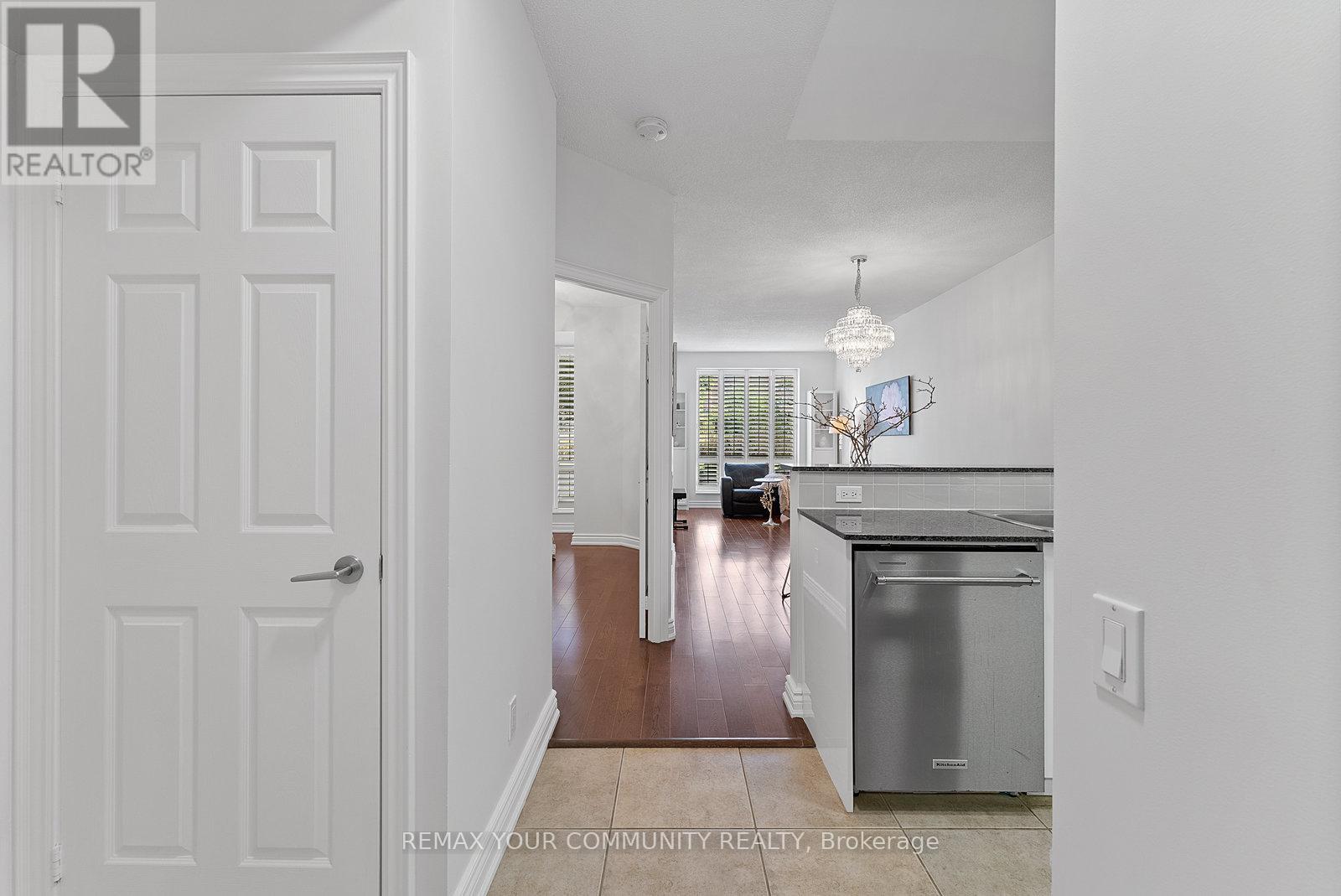 105 - 451 Rosewell Avenue S, Toronto, Ontario  M4R 2H8 - Photo 2 - C13032116