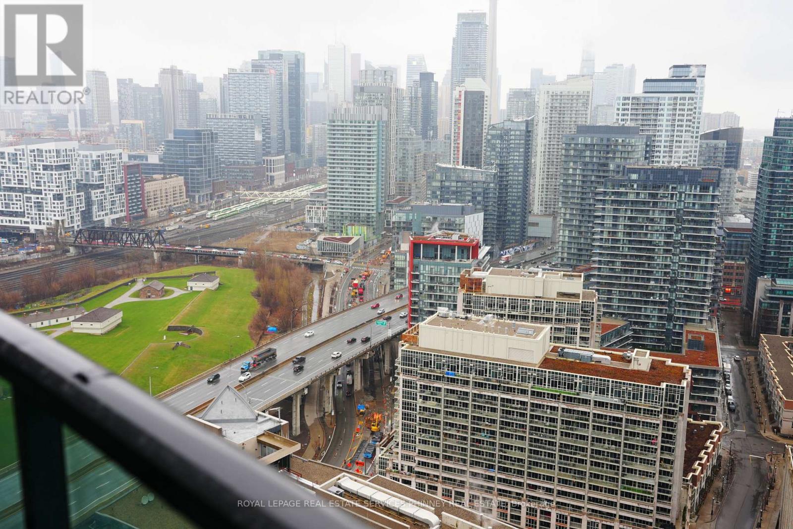 3506 - 219 Fort York Boulevard, Toronto, Ontario  M5V 1B1 - Photo 14 - C13032120