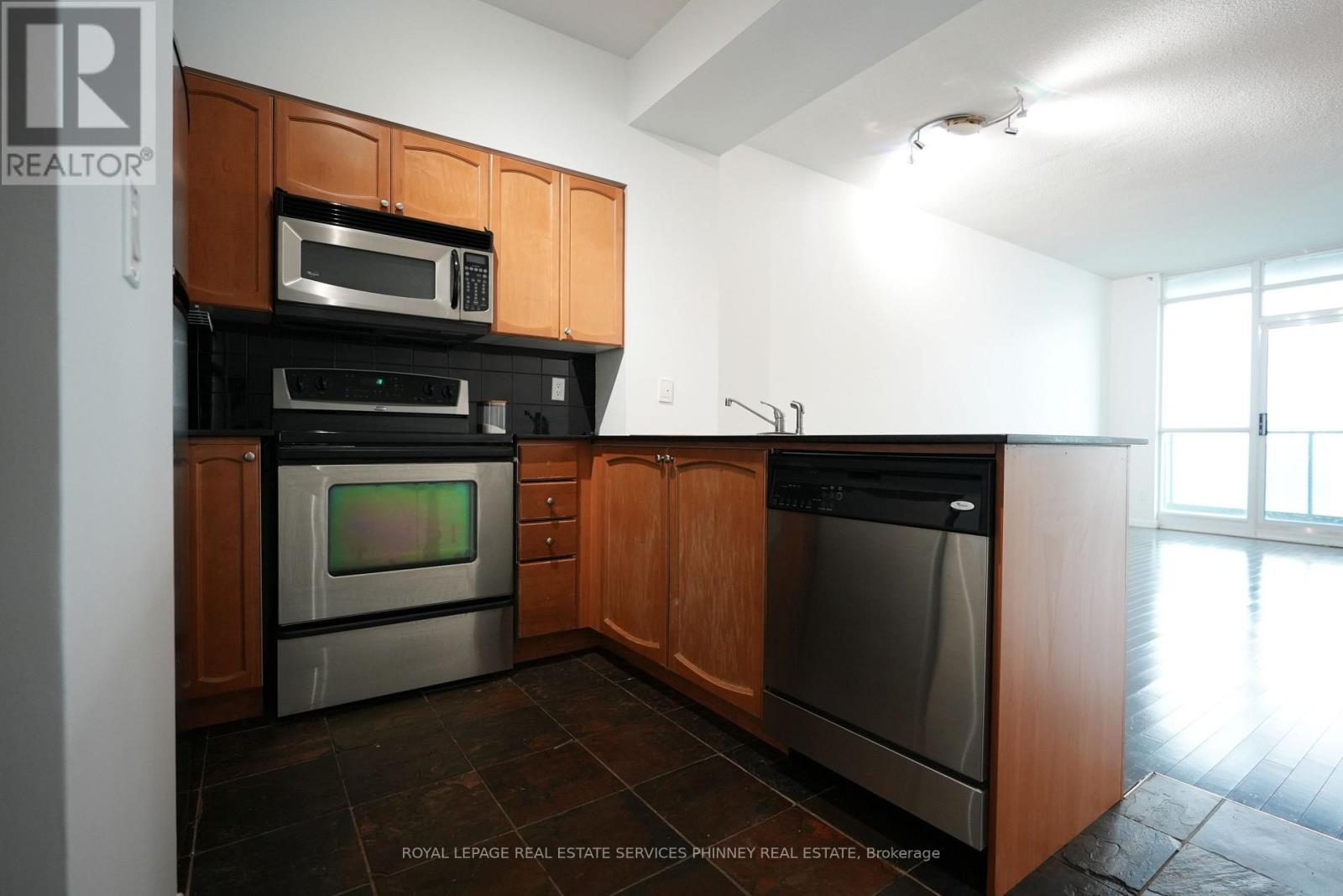 3506 - 219 Fort York Boulevard, Toronto, Ontario  M5V 1B1 - Photo 3 - C13032120