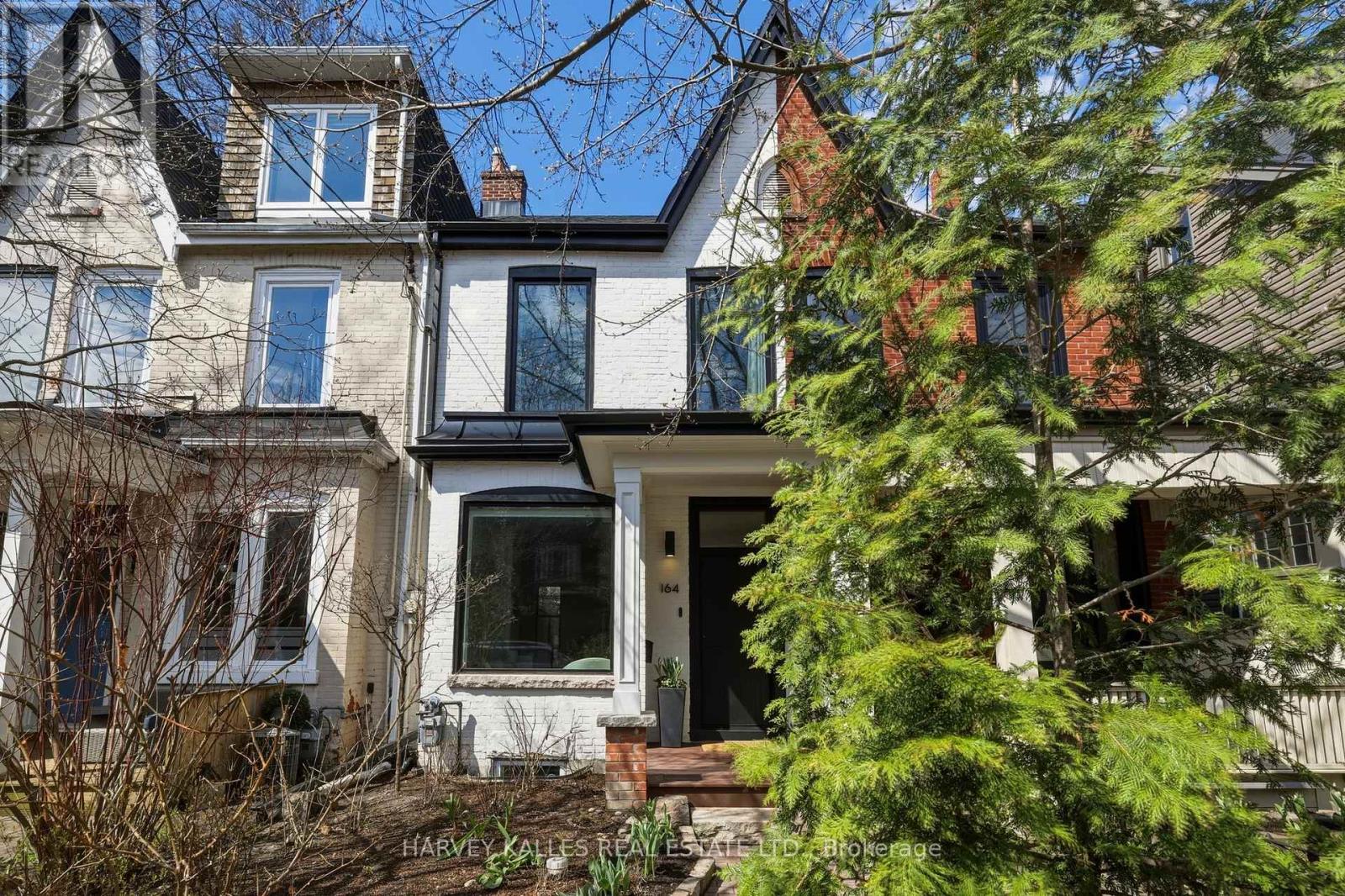 164 ALBANY AVENUE, Toronto, Ontario