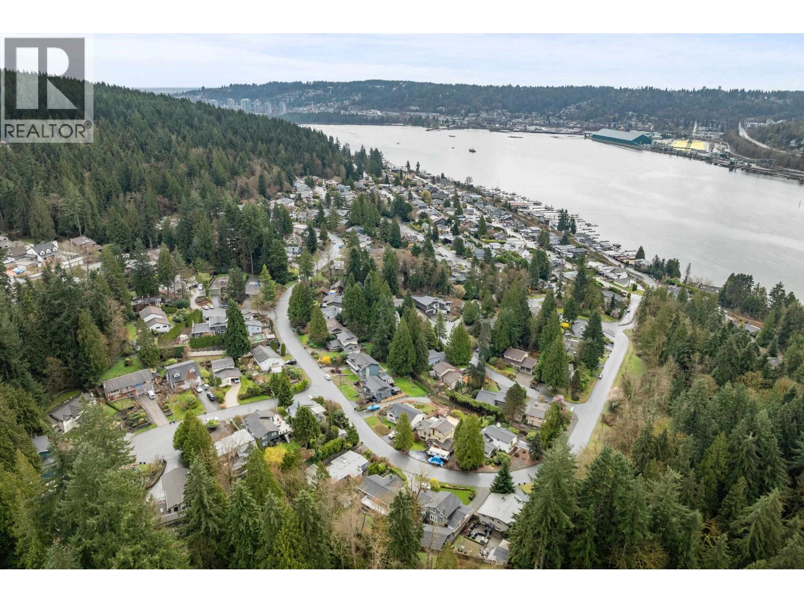 129 Roe Drive, Port Moody, British Columbia  V3H 3M9 - Photo 27 - R3114704