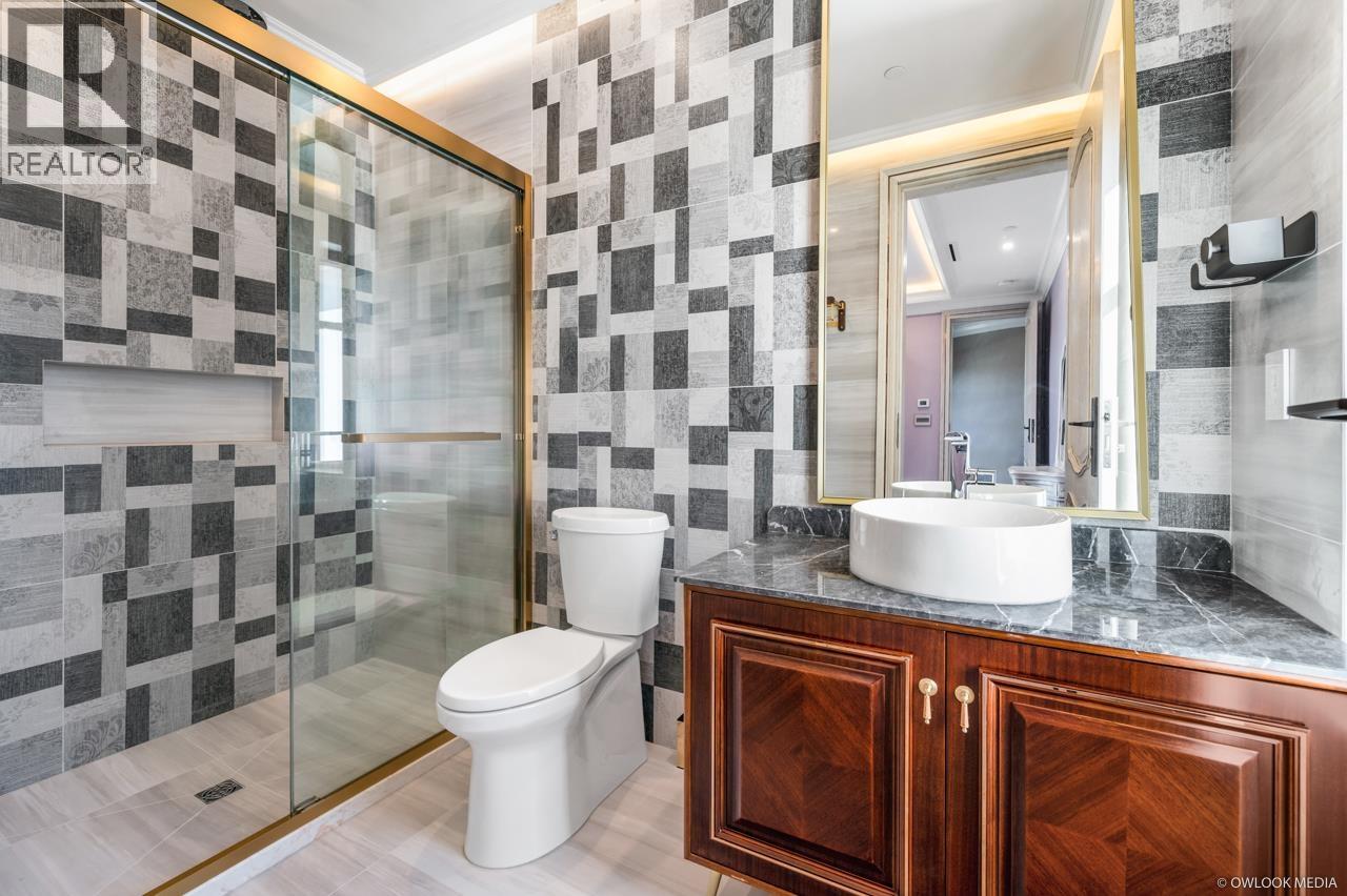 5680 Forsyth Crescent, Richmond, British Columbia  V7C 2C3 - Photo 36 - R3114712