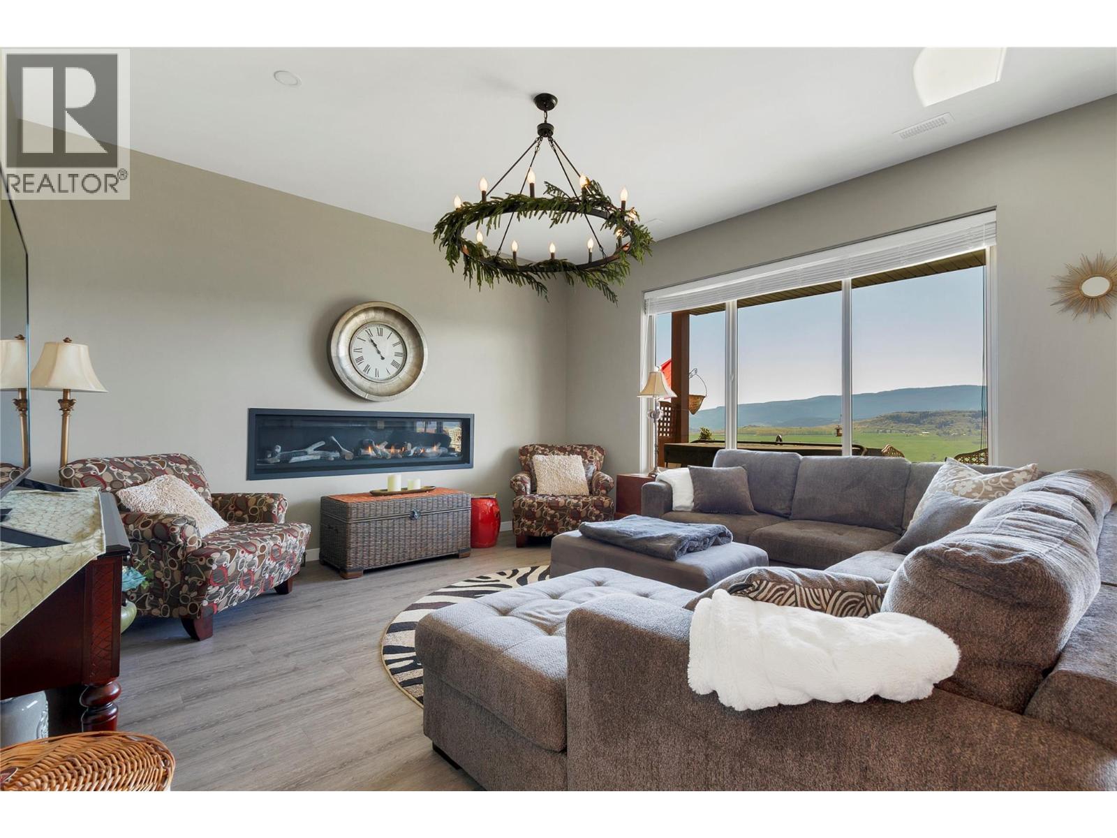 595 Vineyard Way N Unit# 31, Vernon, British Columbia  V1H 2M2 - Photo 59 - 10384238