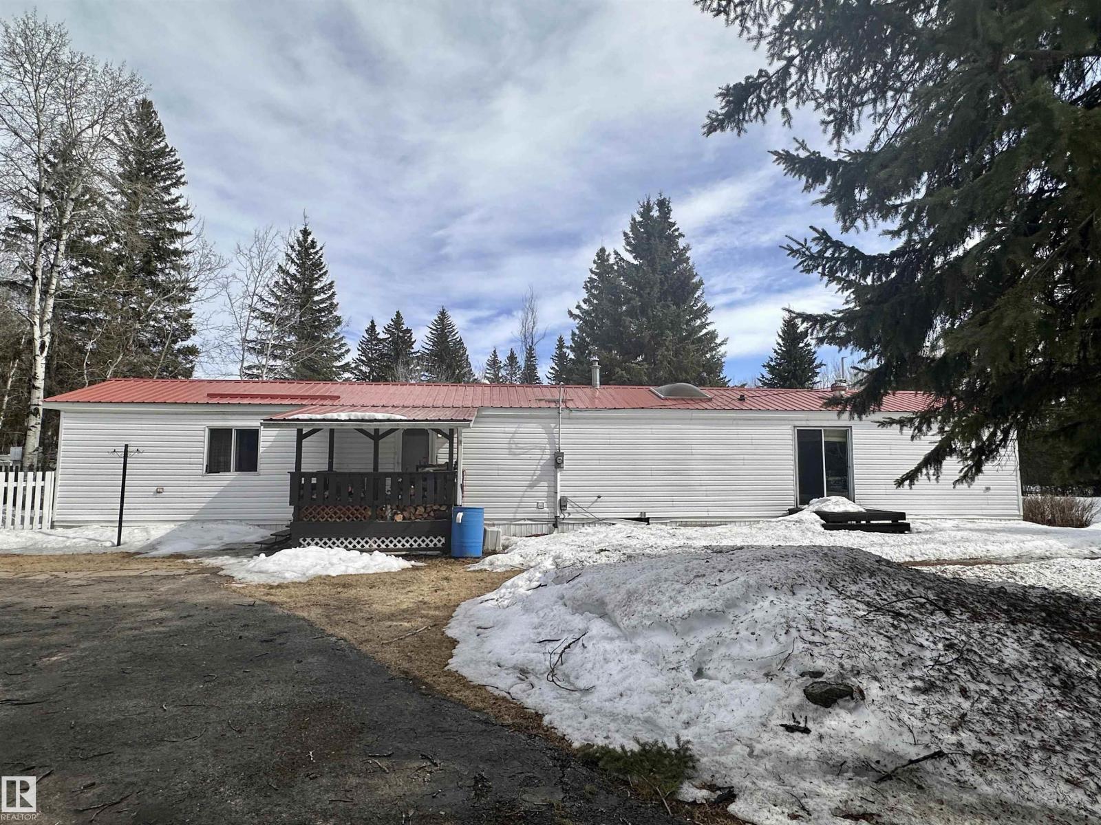 4914 51, Fawcett, Alberta  T0Y 0Y0 - Photo 2 - E4483559