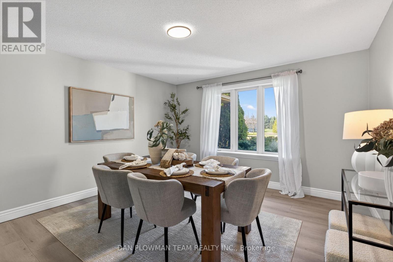 11 Steepleview Court, Oshawa, Ontario  L1H 0S6 - Photo 14 - E13032046